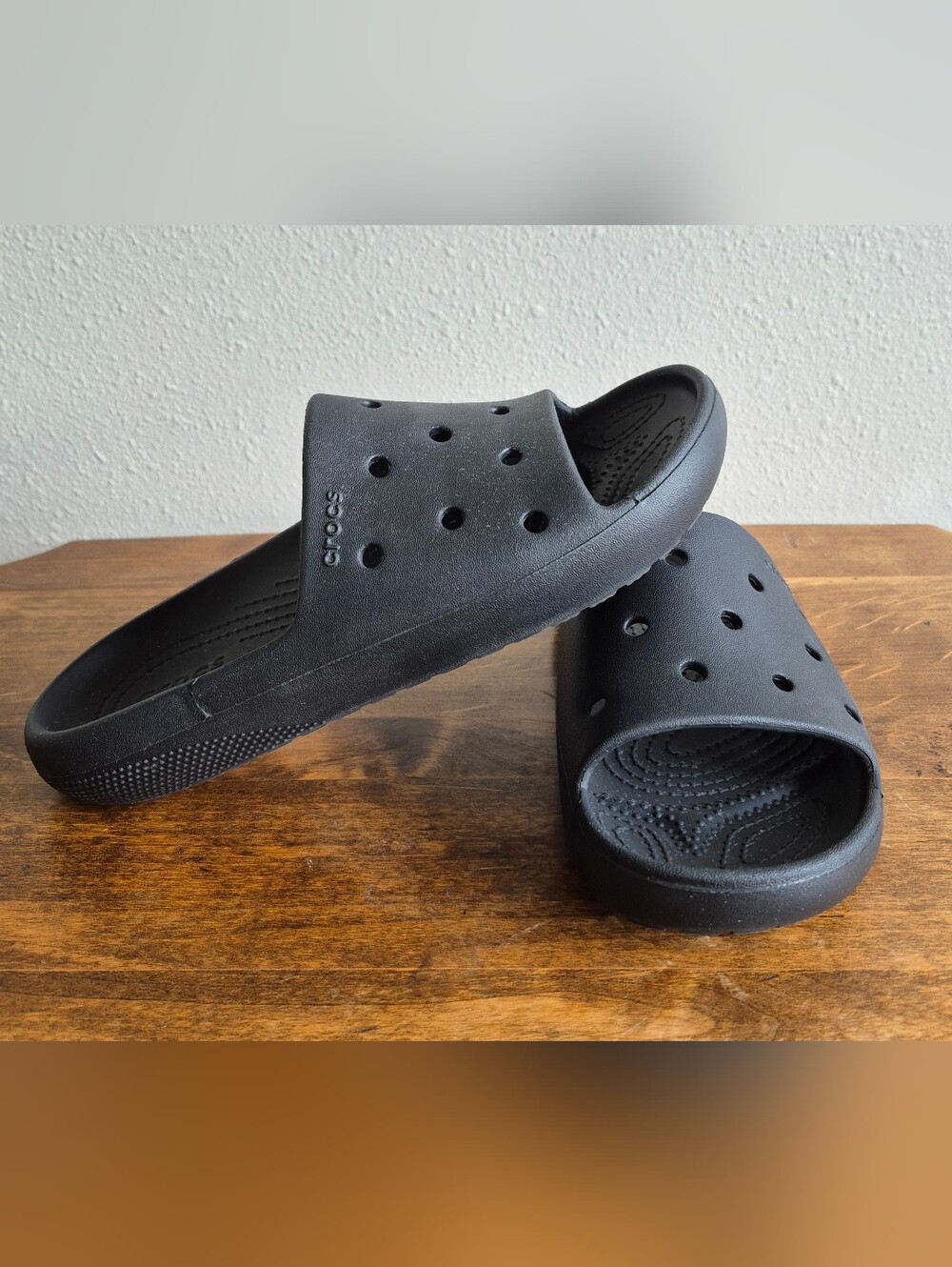 Crocs Classic Slide Sandals - Black M6 W8